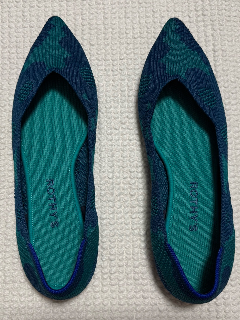Rothy's Pointed Knit Flats in Teal - Discontinued Water Poppy
